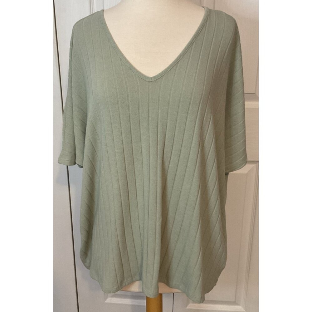 Andree By Unit Light Mint Green‎ Lightweight Sweater Size Medium